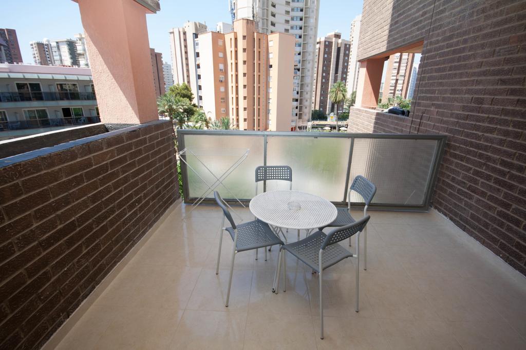 Apartamentos Maysan Benidorm Zimmer foto